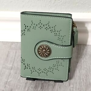 TIPMILE Olive Green Genuine Leather Wallet, RFID Blocking